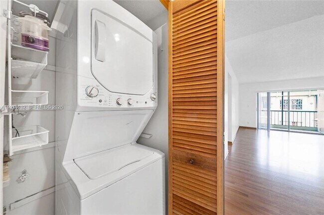 Foto del edificio - 4149 NW 90th Ave