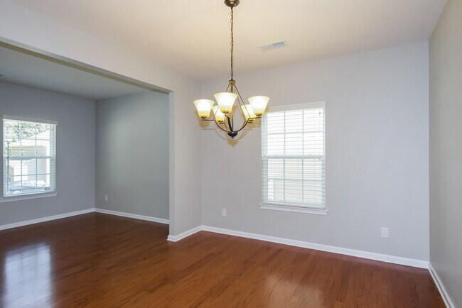 Foto del edificio - 12427 Lookout Point Dr