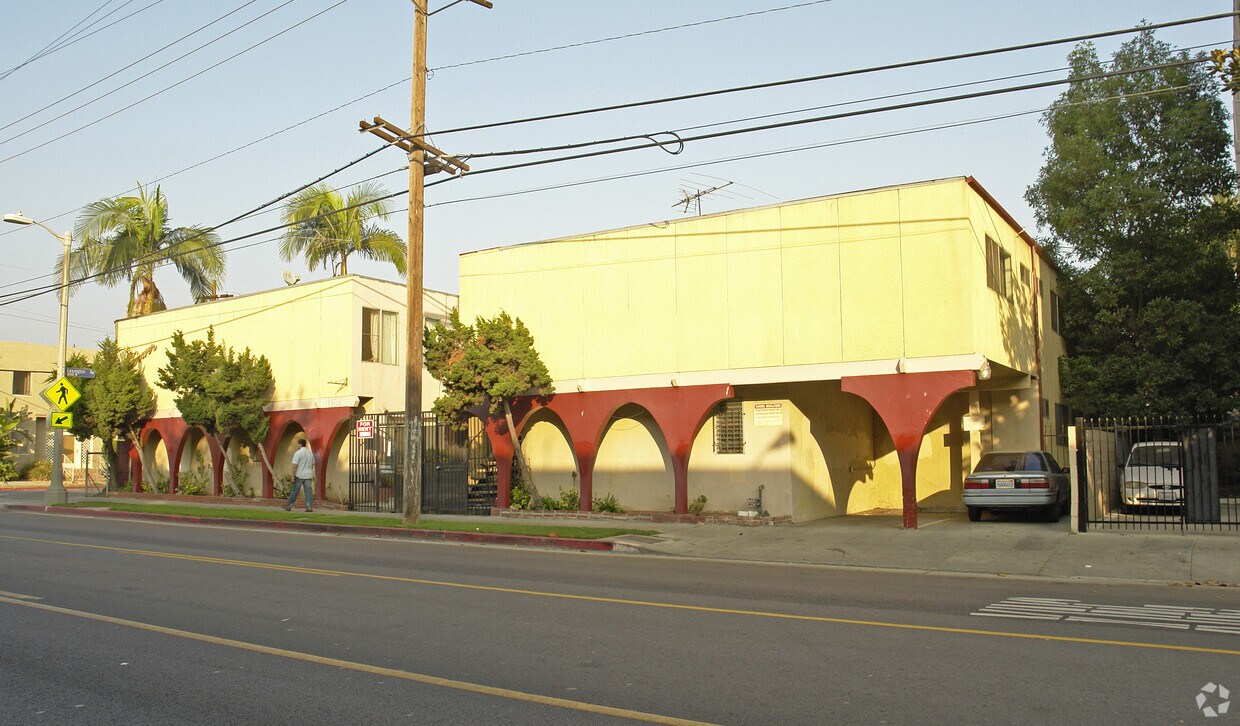 1,154 N Gower ¡St - 1154 N Gower St
