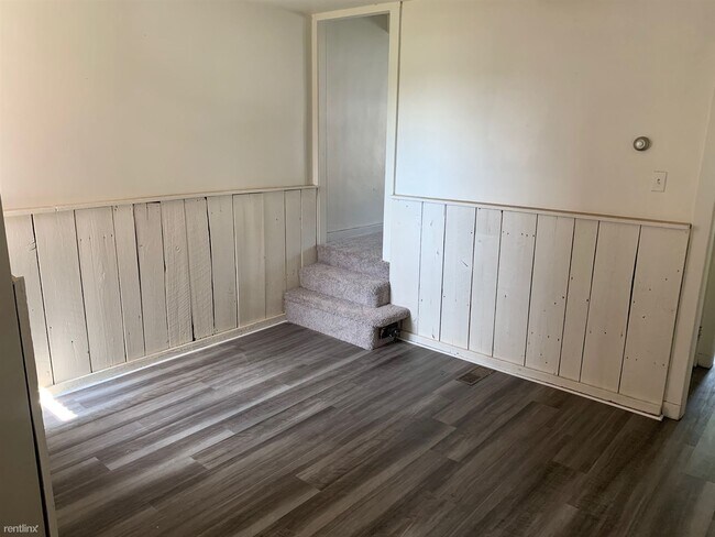 Foto del edificio - 3 br, 1 bath House - 237 Chesterfield Rd
