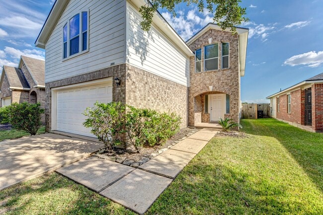 Building Photo - 1006 Vernage Rd