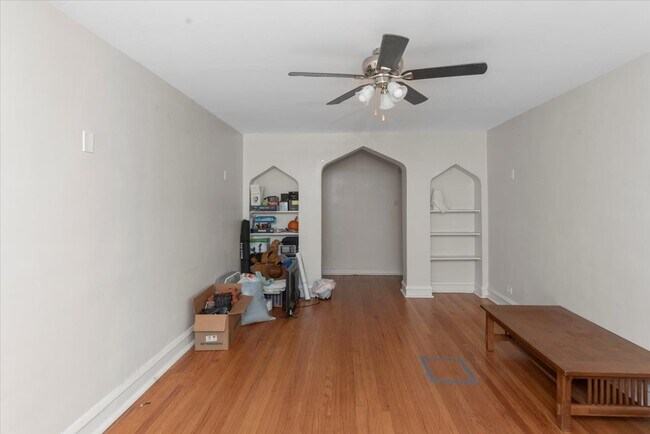 Foto del edificio - 5701 N Washtenaw Ave