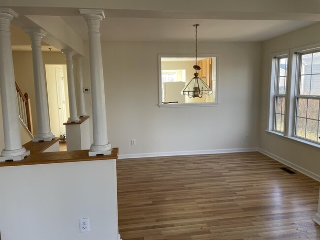 Building Photo - 1435 Glenside Green Ct