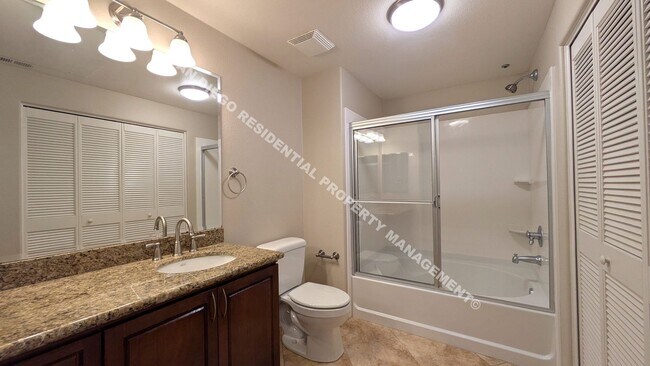 Foto del edificio - 3887 Pell Pl