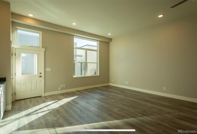 Building Photo - 114 Co Rd 105