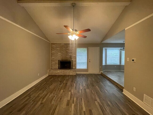 Foto del edificio - 211 Turtle Creek Dr