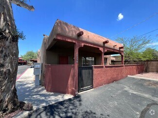 Building Photo - 1719 E Glenn St