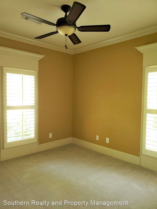 Building Photo - 336 Mountain Laurel Rd