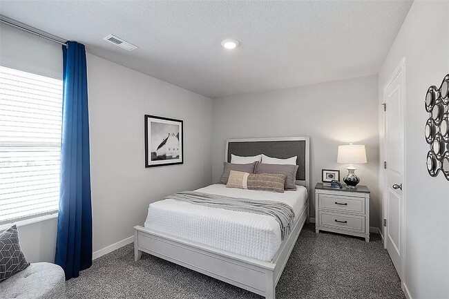 Foto del edificio - 322 Juniper Dr