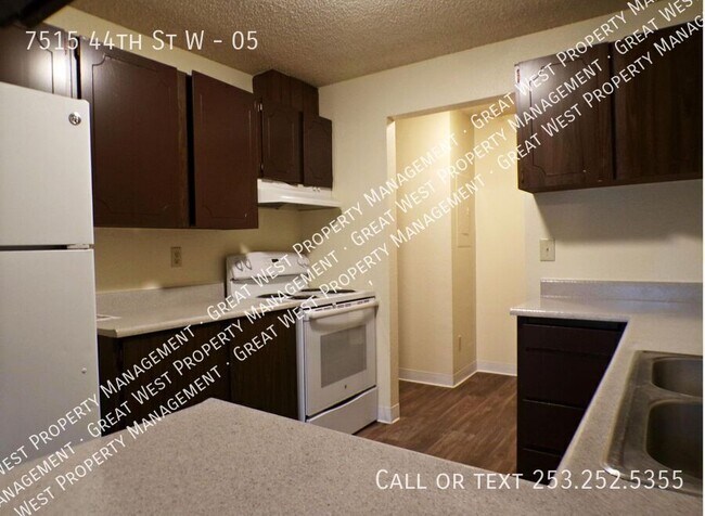 Foto del edificio - 7515 44th St W