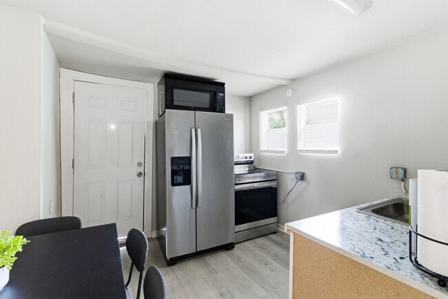 Foto del edificio - 314 W Cevallos