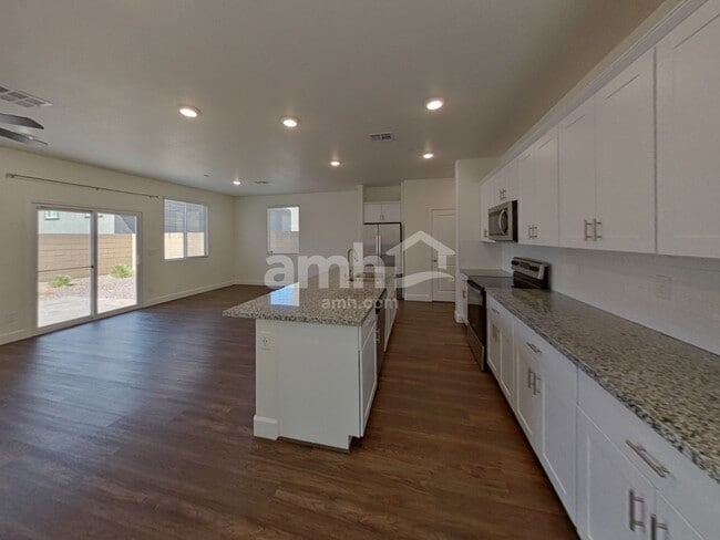 Building Photo - 96 Cabaletta Ln