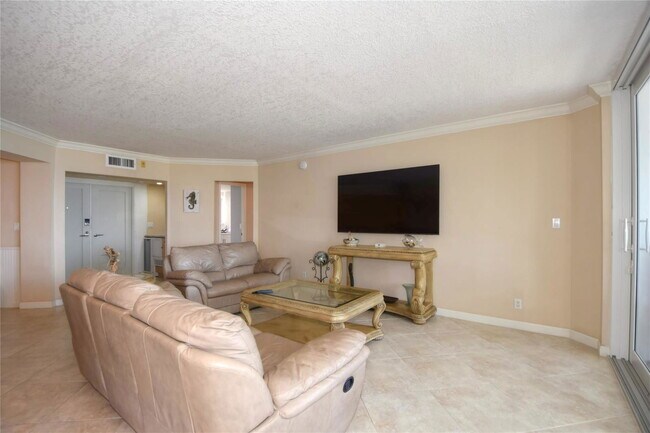 Foto del edificio - 1340 S Ocean Blvd