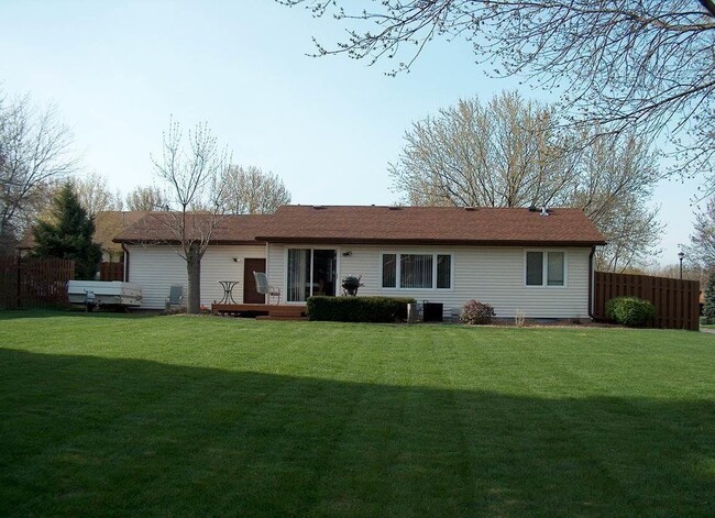 Foto del edificio - 6649 Homestead Ave Ct S