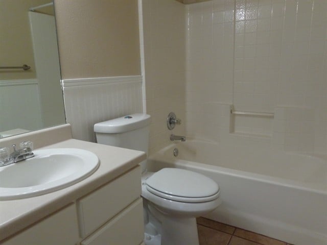 Building Photo - 809 S 125 E