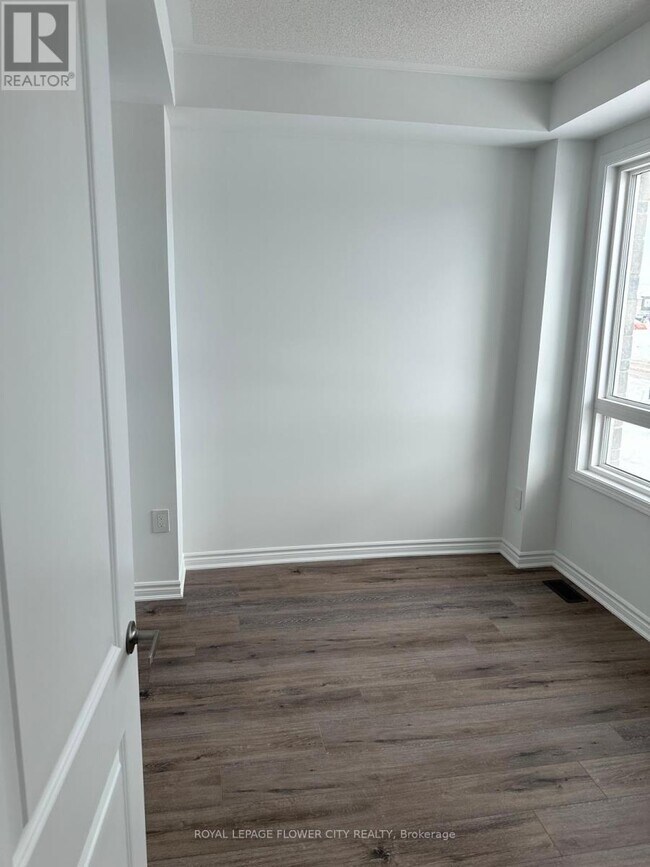 Photo du bâtiment - 154 Rockface Trl