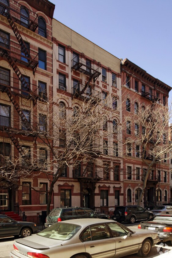 Building Photo - 54 E 3rd St
