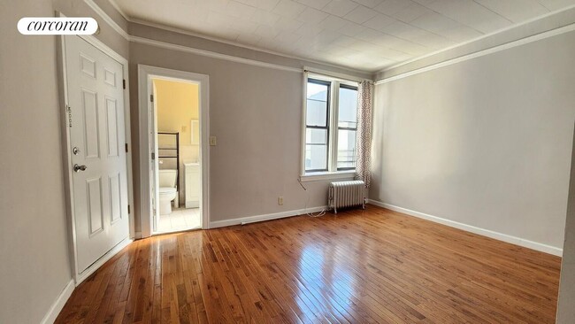Building Photo - 675 18th St