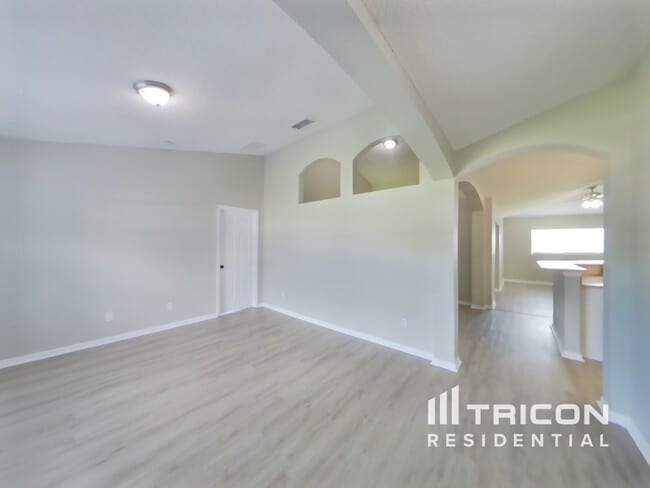 Building Photo - 2941 Grayton St