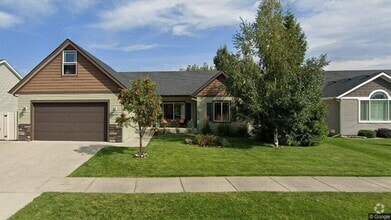 Building Photo - 8747 N Boysenberry Loop