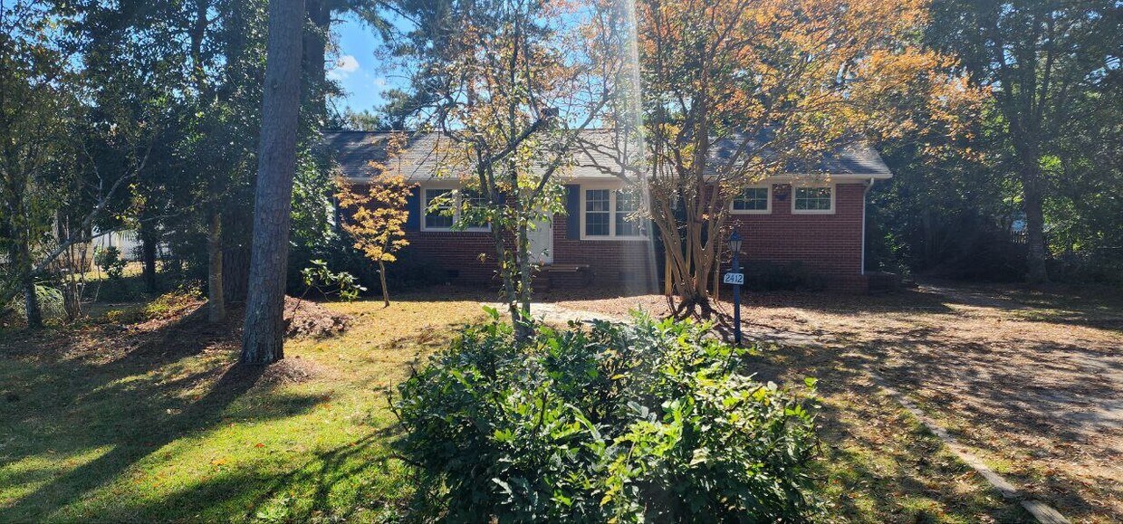 Foto principal - 2412 Wendell Blvd