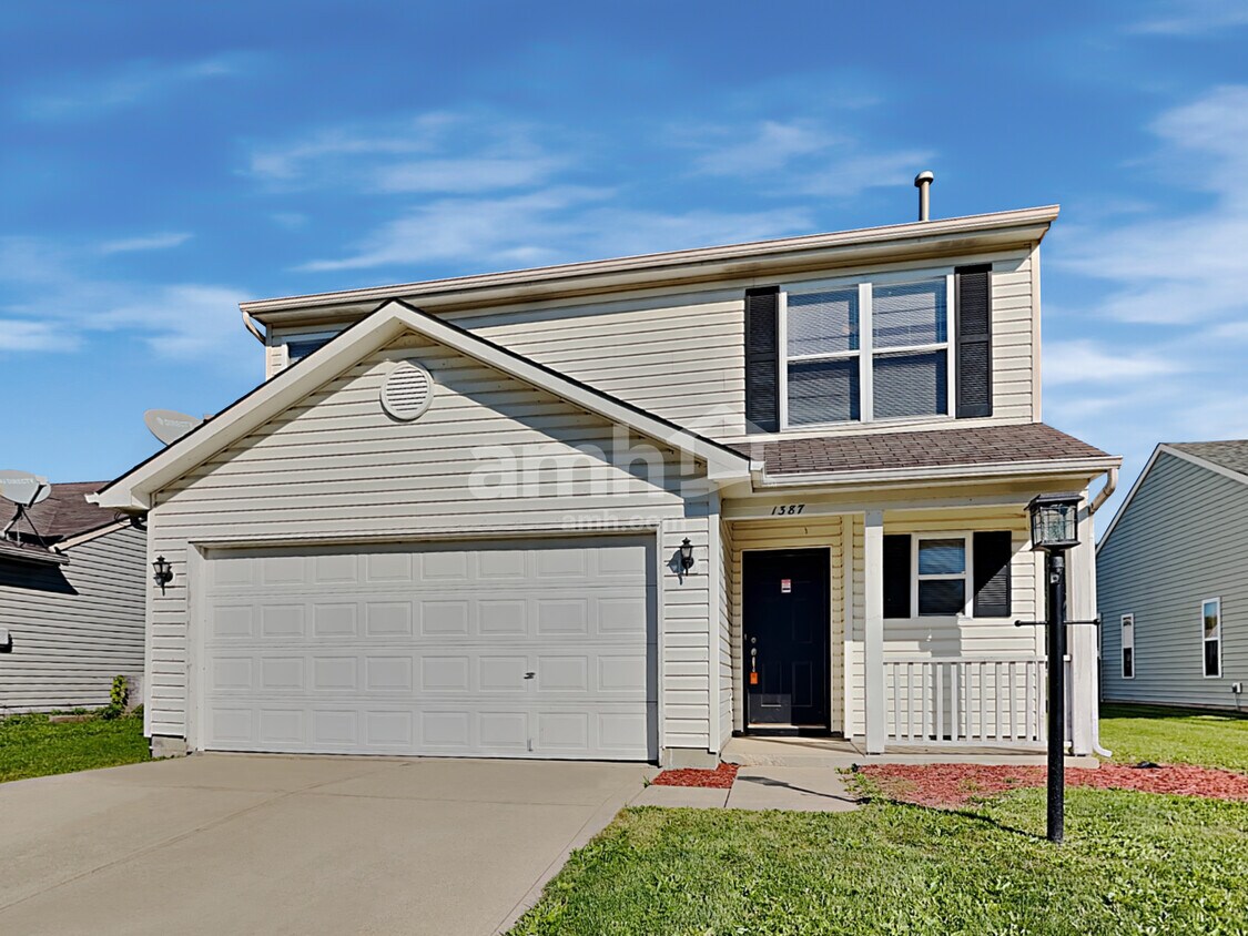 Primary Photo - 1387 Egret Ln