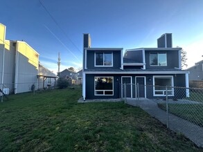 Building Photo - 6110 29th St NE