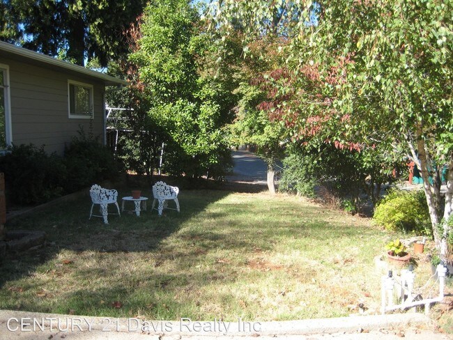 Building Photo - 3 br, 2 bath House - Suzanne Way 11039