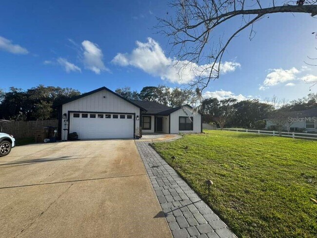 Foto del edificio - 2045 Jan Lan Blvd