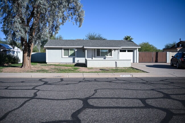 Foto del edificio - 19601 N 33rd Ave