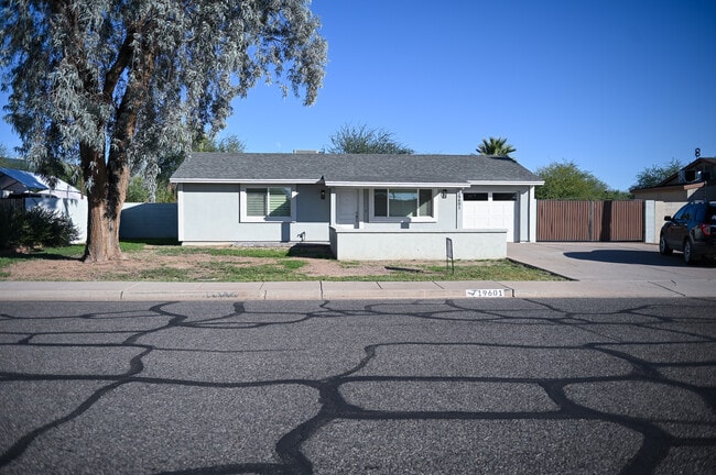 Photo - 19601 N 33rd Ave House