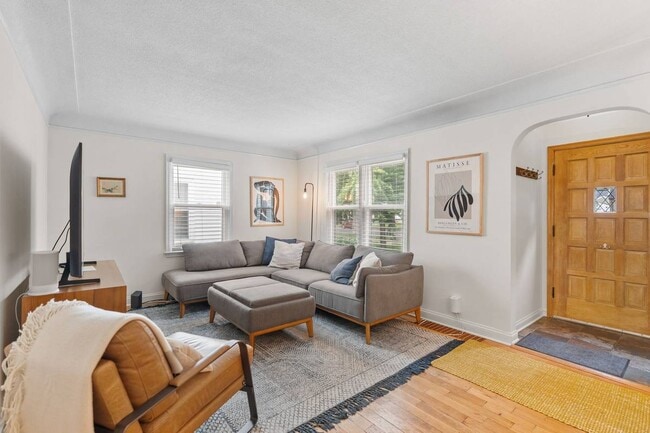 Foto del edificio - 5437 25th Ave S