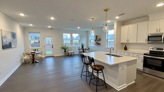 Building Photo - 58 Florida St