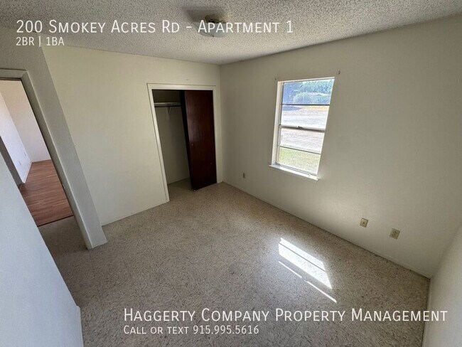 Foto del edificio - 200 Smokey Acres Rd