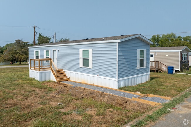 Building Photo - Arrowhead Ranch