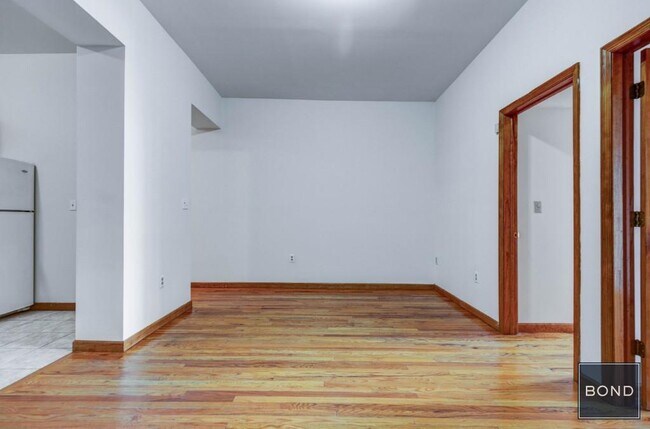 Foto del edificio - 292 W 92nd St