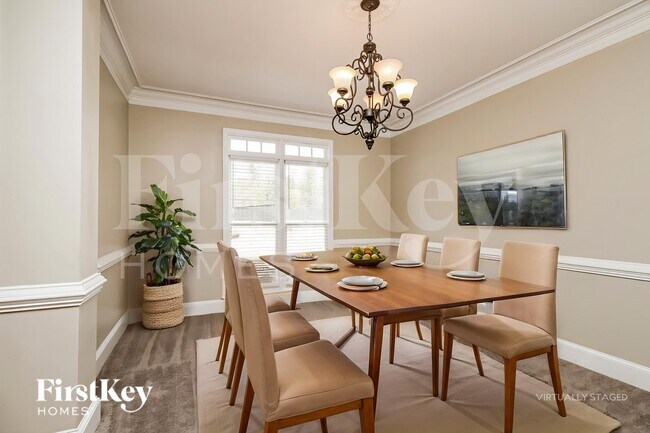 Foto del edificio - 4042 Brooks Mill Dr