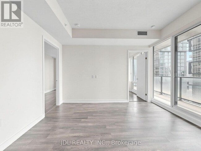 Building Photo - 125 Blue Jays Way