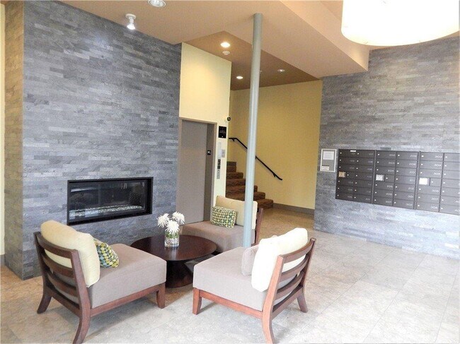 Foto del edificio - 511 100th Ave NE