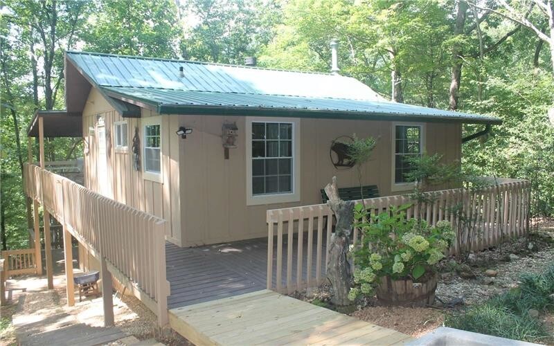 739 Laurel Ridge Dr, Ellijay, GA 30536 Room for Rent in Ellijay, GA