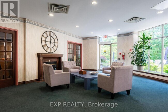 Photo du bâtiment - 8111 Forest Glen Dr