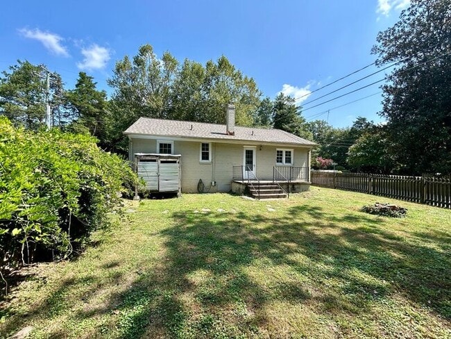 Building Photo - 106 Indian Springs Rd