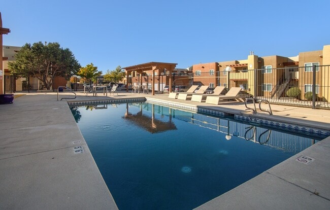 Foto del edificio - Desert Willow