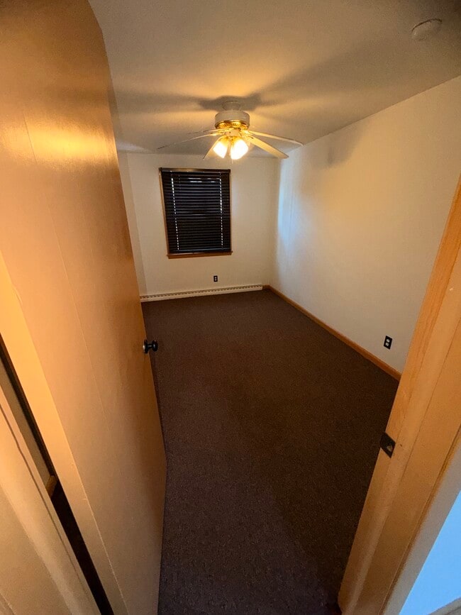 Building Photo - 741 Appleton Rd