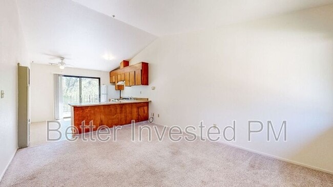 Foto del edificio - 5222 Fulton Rd
