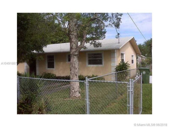 Foto del edificio - 553 NW 43rd St