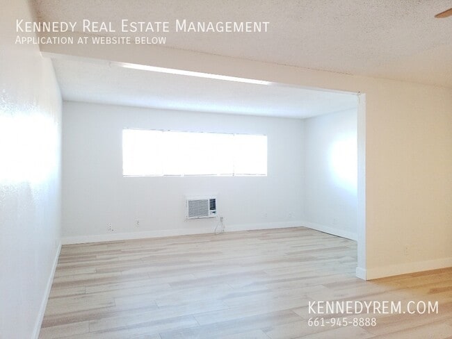Building Photo - 4849 W Avenue L14-Apt 2