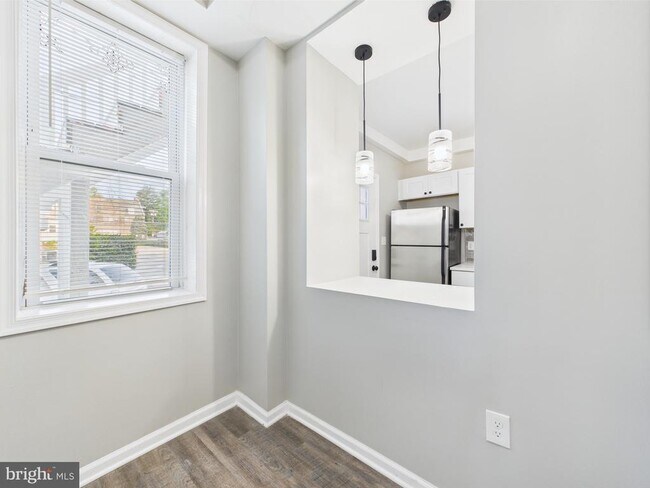 Foto del edificio - 300 W Chesapeake Ave