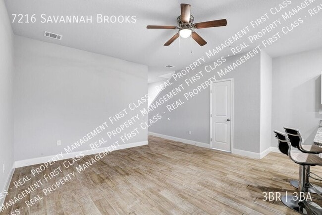 Building Photo - 7216 Savannah Brooks