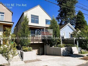 Building Photo - 3770 NE 7th Ave
